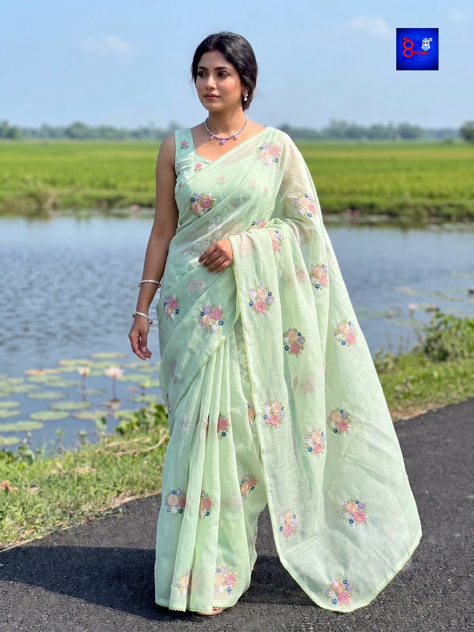 Floral Embroidered Linen Saree